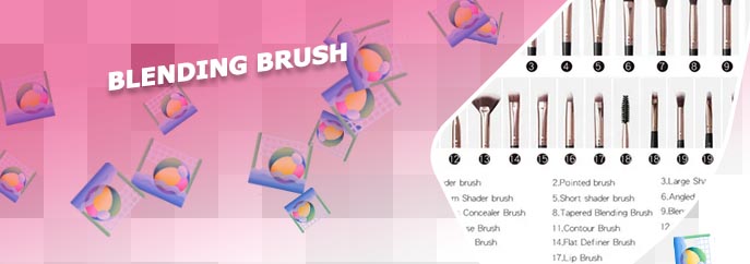 Eyeliner blending brush